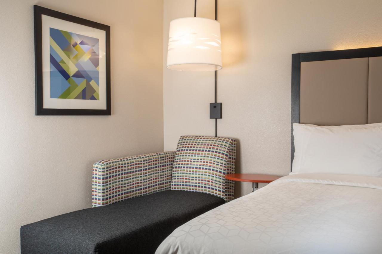 Holiday Inn Express Prescott By Ihg Exterior foto